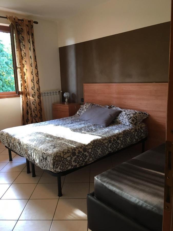 Antonellagardalake Desenzano del Garda Luaran gambar
